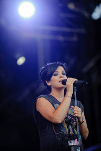 2010-07-02 - Lily Allen från Peace & Love, Borlänge