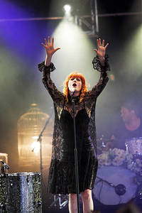 2010-07-02 - Florence + The Machine från Roskildefestivalen, Roskilde