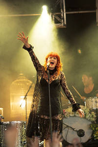2010-07-02 - Florence + The Machine från Roskildefestivalen, Roskilde