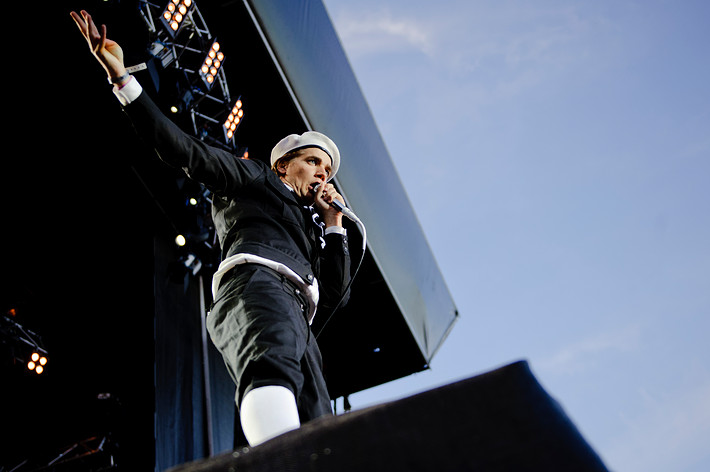 2010-07-02 - The Hives från Peace & Love, Borlänge