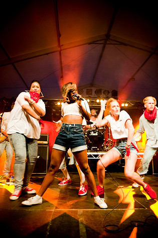 2010-07-01 - Mary NDiaye från Peace & Love, Borlänge