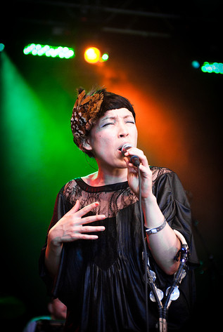 2010-07-03 - Little Dragon från Peace & Love, Borlänge
