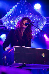2010-07-03 - Beach House från Roskildefestivalen, Roskilde