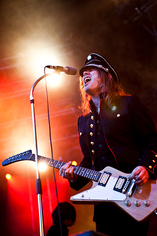 2010-07-03 - Imperial State Electric från Peace & Love, Borlänge