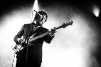 2010-07-03 - Shout Out Louds från Peace & Love, Borlänge