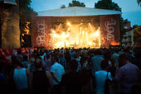 2010-07-03 - Shout Out Louds från Peace & Love, Borlänge