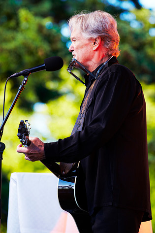 2010-07-07 - Kris Kristofferson från Kronovalls Vinslott, Tomelilla