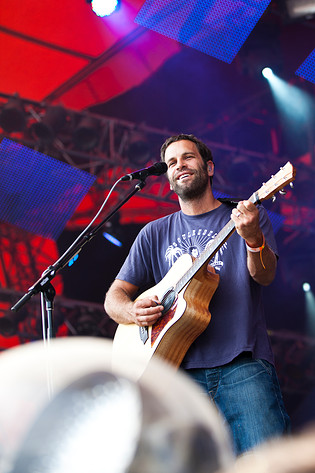 2010-07-04 - Jack Johnson från Roskildefestivalen, Roskilde