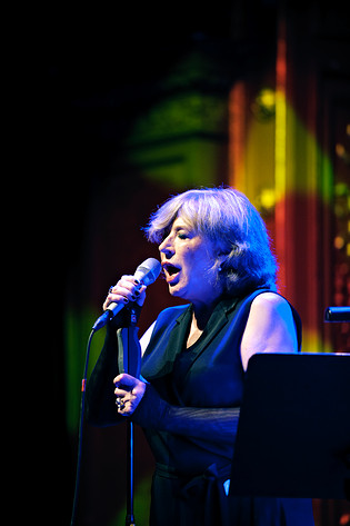 2010-07-14 - Marianne Faithfull från Berns, Stockholm