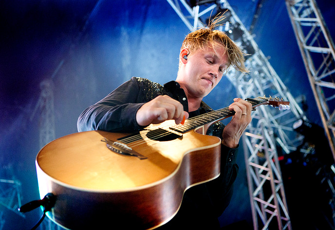2010-07-15 - Johnossi från Arvikafestivalen, Arvika
