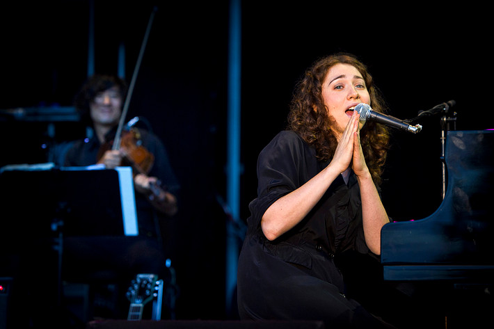 2010-07-15 - Regina Spektor från Arvikafestivalen, Arvika