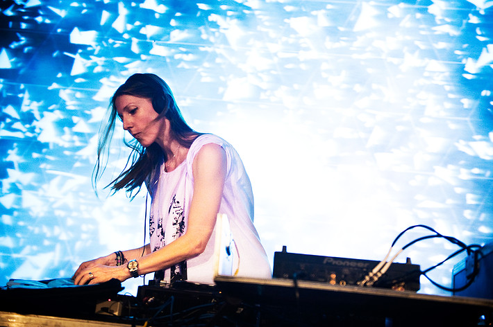 2010-07-14 - Ellen Allien från Arvikafestivalen, Arvika