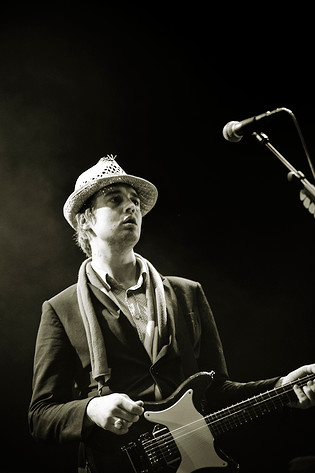2010-07-17 - Babyshambles från Arvikafestivalen, Arvika