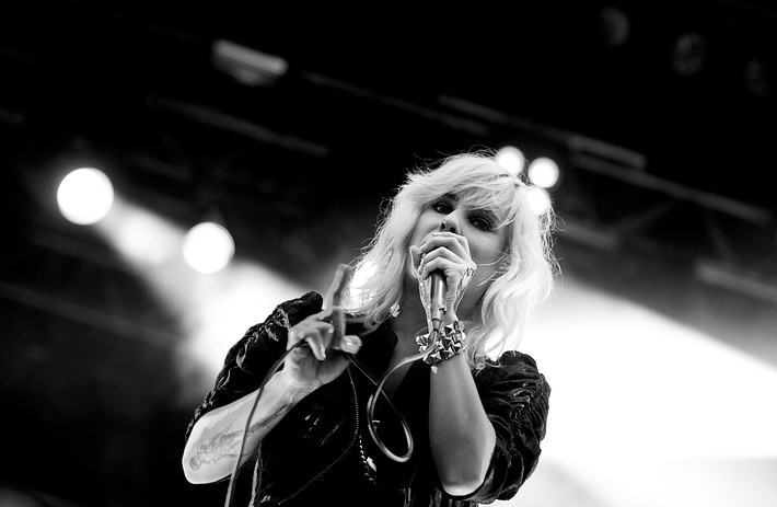 2010-07-29 - The Sounds från Putte i Parken, Karlskoga