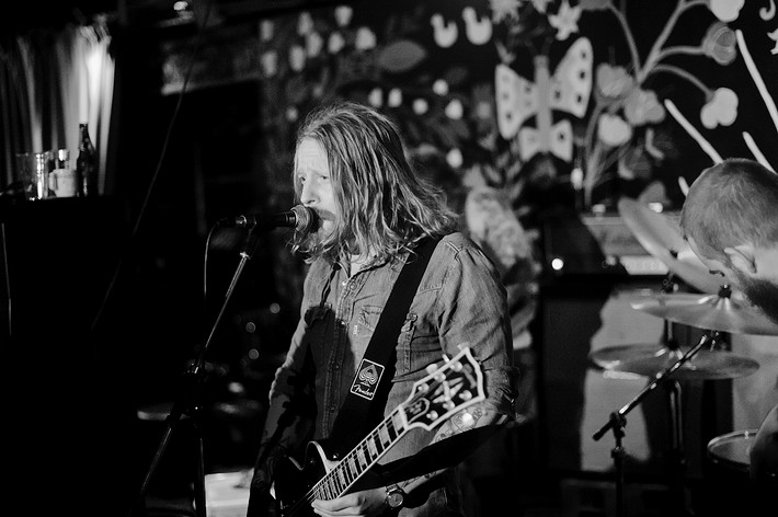 2010-07-31 - Bombus från Debaser Strand, Stockholm