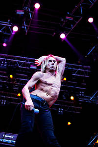 2010-08-13 - Iggy & The Stooges från Way Out West, Göteborg