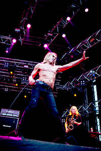2010-08-13 - Iggy & The Stooges från Way Out West, Göteborg