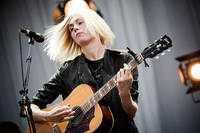 2010-08-14 - Anna Ternheim från Way Out West, Göteborg