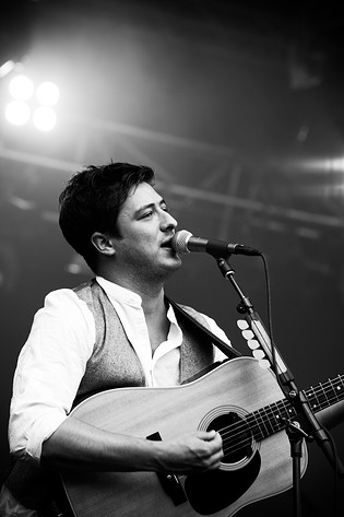 2010-08-14 - Mumford & Sons från Way Out West, Göteborg