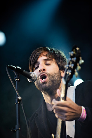 2010-08-28 - Shout Out Louds från Popaganda, Stockholm