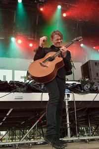 2010-08-29 - Johnossi från Zurich Openair, Zürich