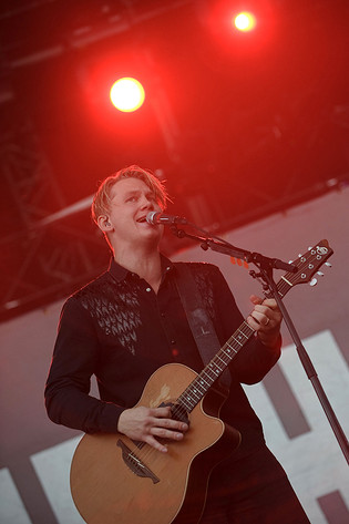 2010-08-29 - Johnossi från Zurich Openair, Zürich