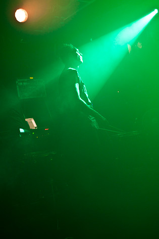 2010-10-07 - Front Line Assembly från Debaser Slussen, Stockholm