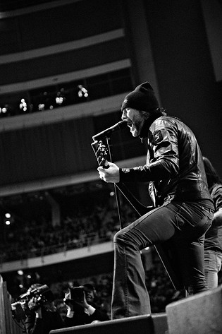 2010-10-08 - Mustasch från Globen, Stockholm