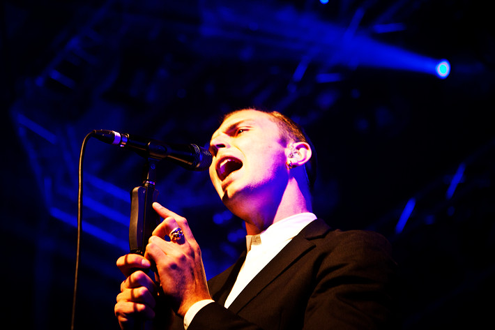 2010-10-16 - Hurts från Debaser Medis, Stockholm