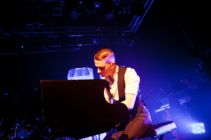 2010-10-16 - Hurts från Debaser Medis, Stockholm