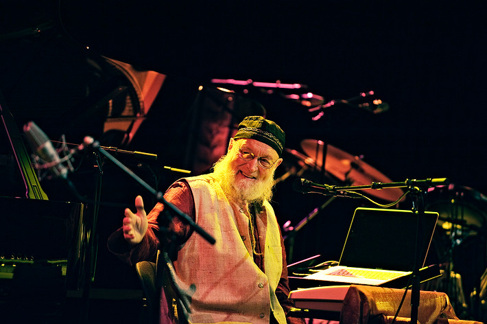 2010-10-17 - Terry Riley från Uppsala Konsert & Kongress, Uppsala