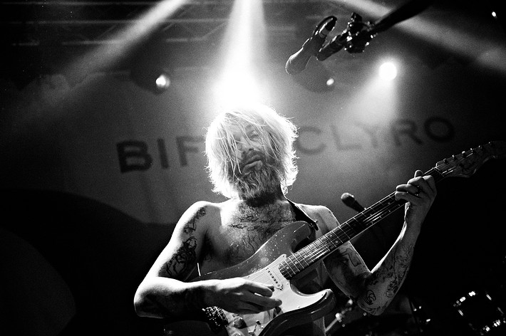2010-10-21 - Biffy Clyro från Debaser Medis, Stockholm