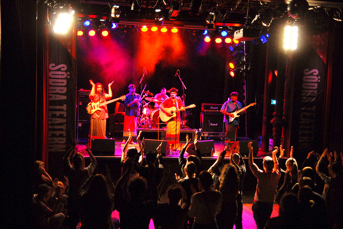 2010-10-22 - Raghu Dixit från Södra Teatern, Stockholm