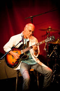 2010-10-28 - Larry Carlton Trio från Fasching, Stockholm