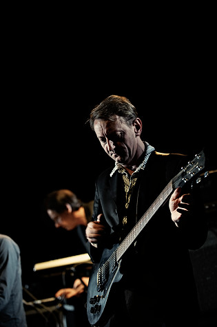 2010-11-06 - Einstürzende Neubauten från Södra Teatern, Stockholm