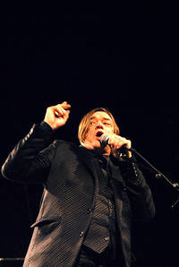2010-11-06 - Einstürzende Neubauten från Södra Teatern, Stockholm