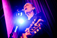 2010-11-09 - John Hiatt från Nalen, Stockholm