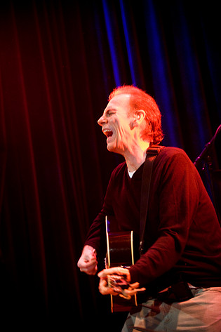 2010-11-09 - John Hiatt från Nalen, Stockholm