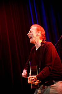 2010-11-09 - John Hiatt från Nalen, Stockholm