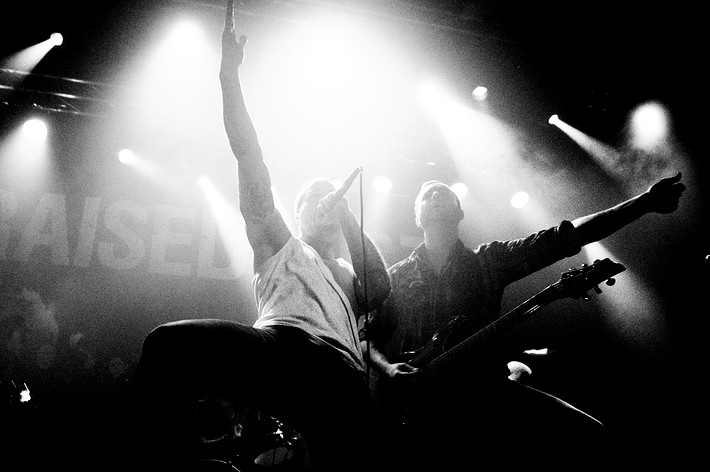 2010-11-23 - Raised Fist från Debaser Medis, Stockholm