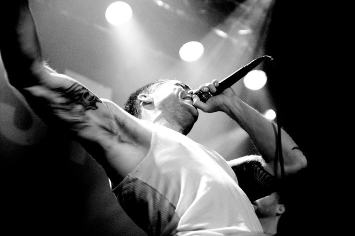 2010-11-23 - Raised Fist från Debaser Medis, Stockholm