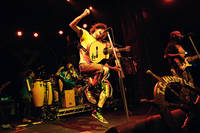 2010-12-04 - Gogol Bordello från Berns, Stockholm
