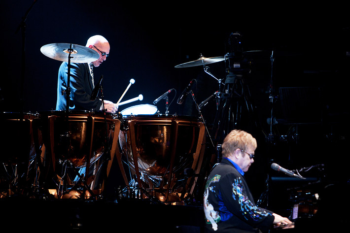2010-12-04 - Elton John från Scandinavium, Göteborg