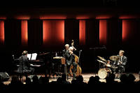 2010-12-10 - Toots Thielemans från Berwaldhallen , Stockholm