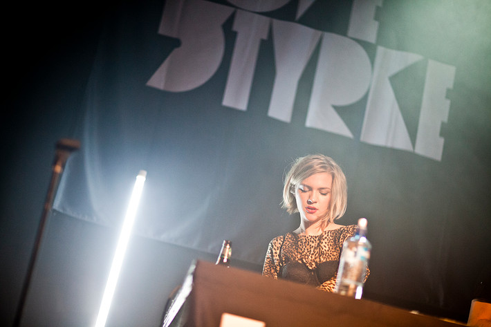 2010-12-17 - Tove Styrke från Debaser Medis, Stockholm
