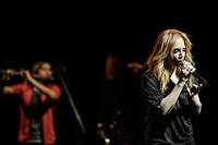 2010-12-22 - Sertab Erener från Cirkus, Stockholm