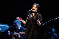2011-01-24 - Sonja Åkesson tolkad av från Södra Teatern, Stockholm