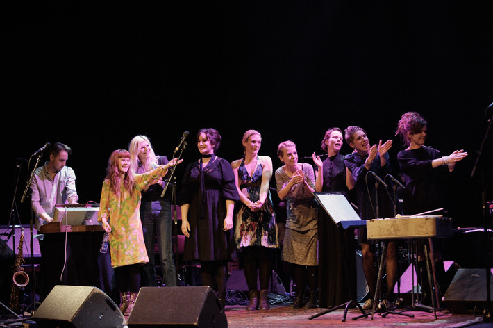 2011-01-24 - Sonja Åkesson tolkad av från Södra Teatern, Stockholm