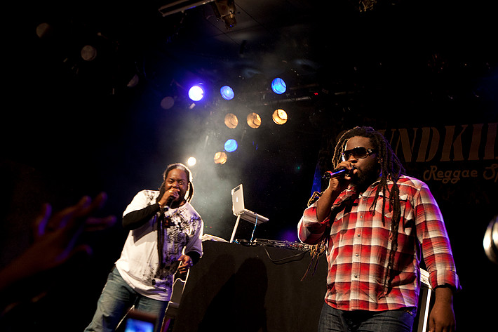 2011-02-04 - Peetah & Mojo Morgan från Kägelbanan, Stockholm