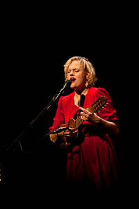 2011-02-16 - Ólöf Arnalds från Dramaten, Stockholm